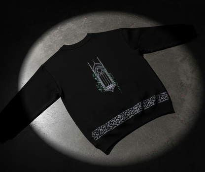 MIDNIGHT LONDON — Black Crewneck