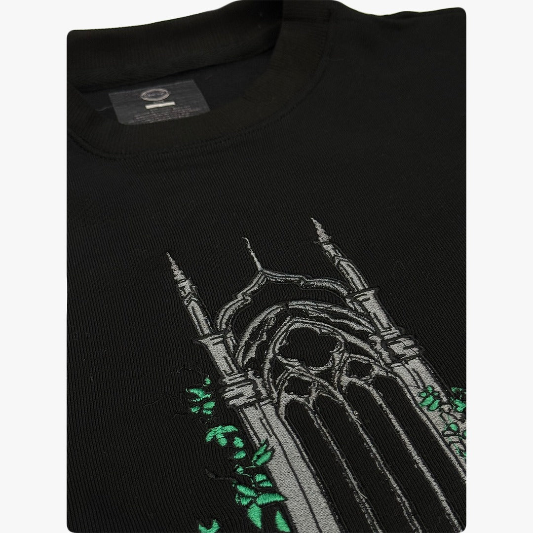 MIDNIGHT LONDON — Black Crewneck